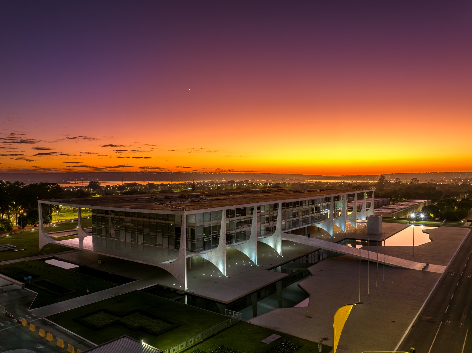 Palácio do Planalto será iluminado de roxo pela primeira vez em apoio à campanha “Todos contra a Hanseníase”