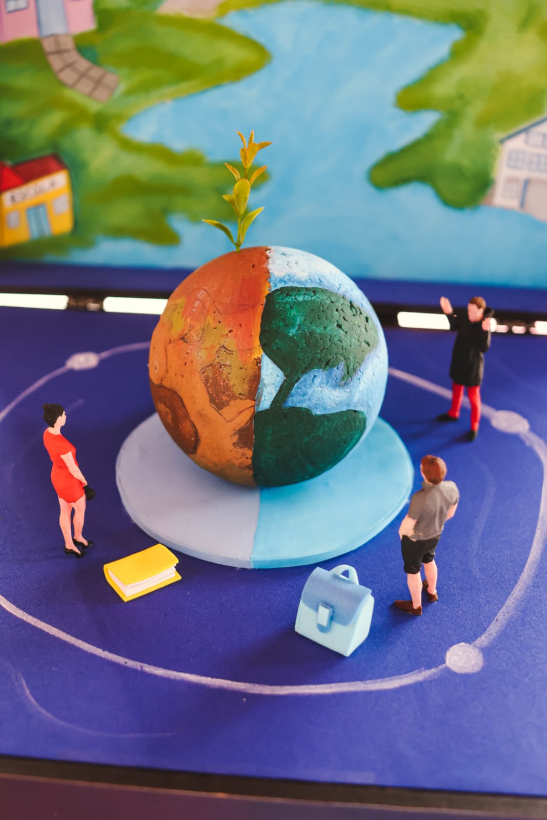 Projeto cultural transforma escolas de Cascavel em espaços imersivos sobre sustentabilidade e futuro do planeta